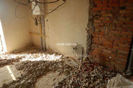 Демонтаж в квартире 4 snos-peregorodok-2